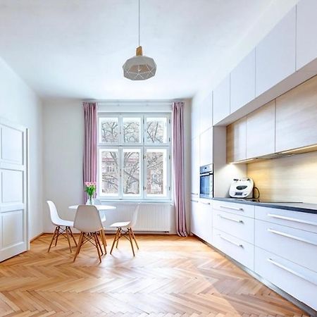 City Center Apartment Hradec Králové 外观 照片